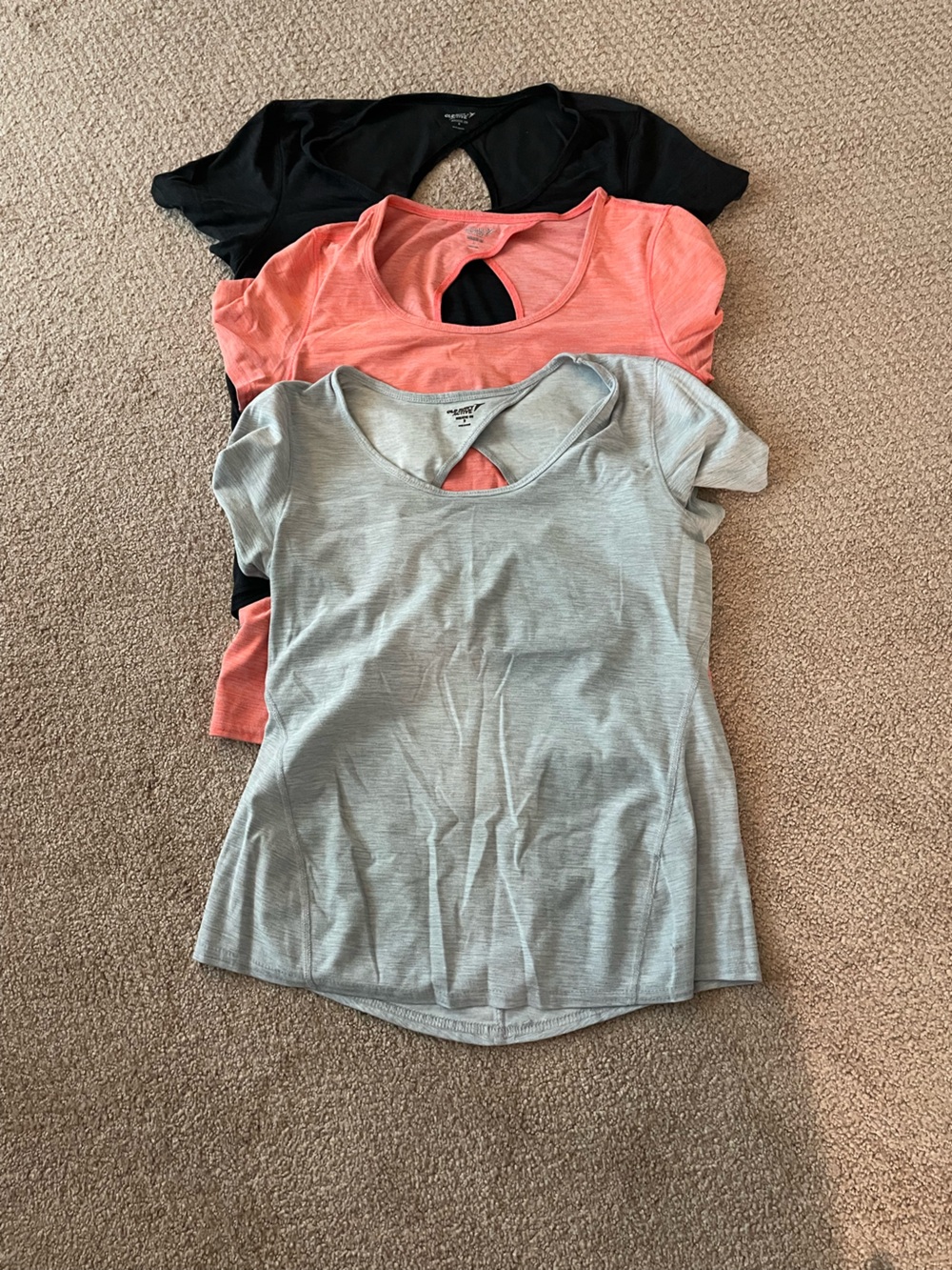 [BUNDLE] Old Navy Short Sleeve Keyhole workout tops, size S